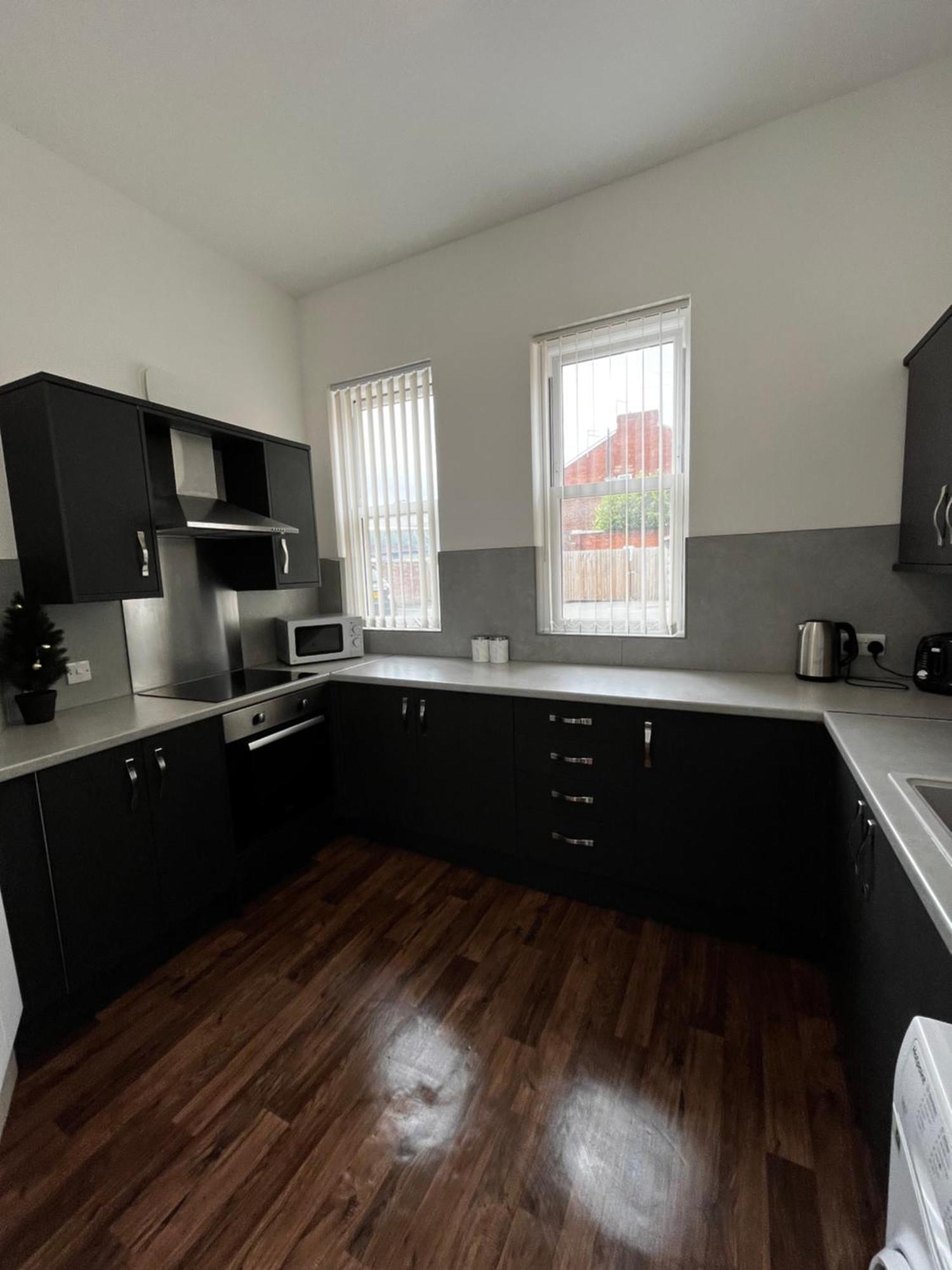 The Failsworth Collection - Stylish With Free Parking Apartment Manchester