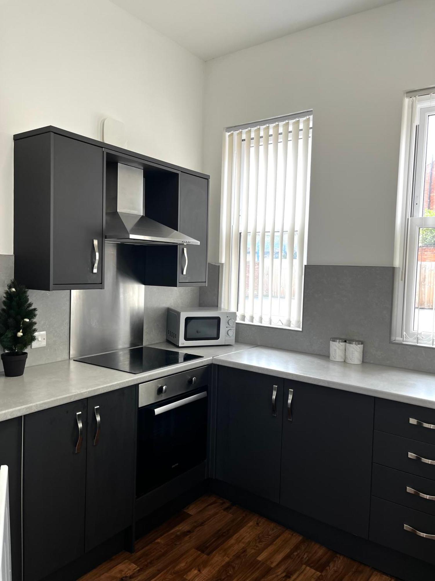The Failsworth Collection - Stylish With Free Parking Manchester