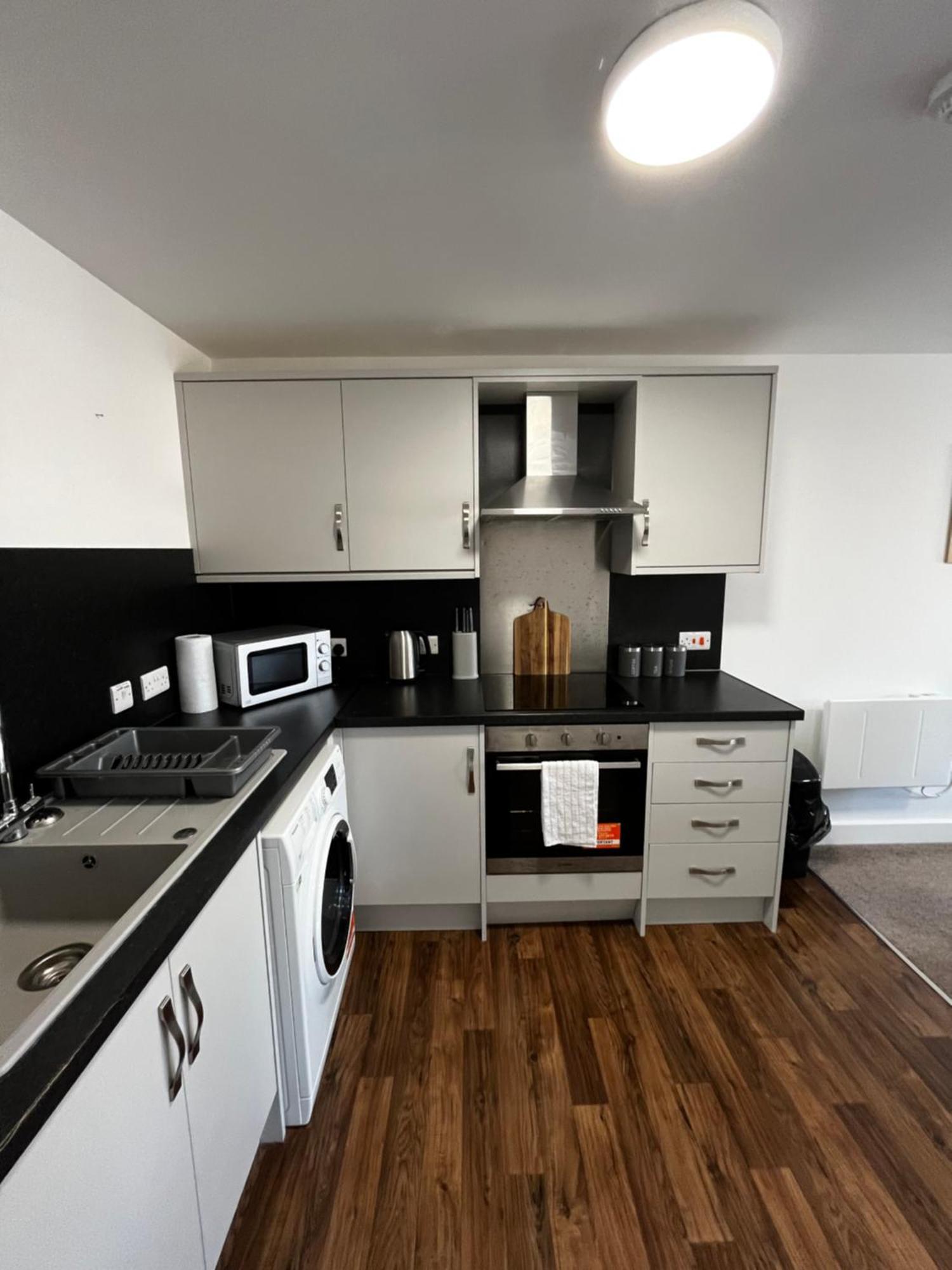 The Failsworth Collection - Stylish With Free Parking Apartment Manchester